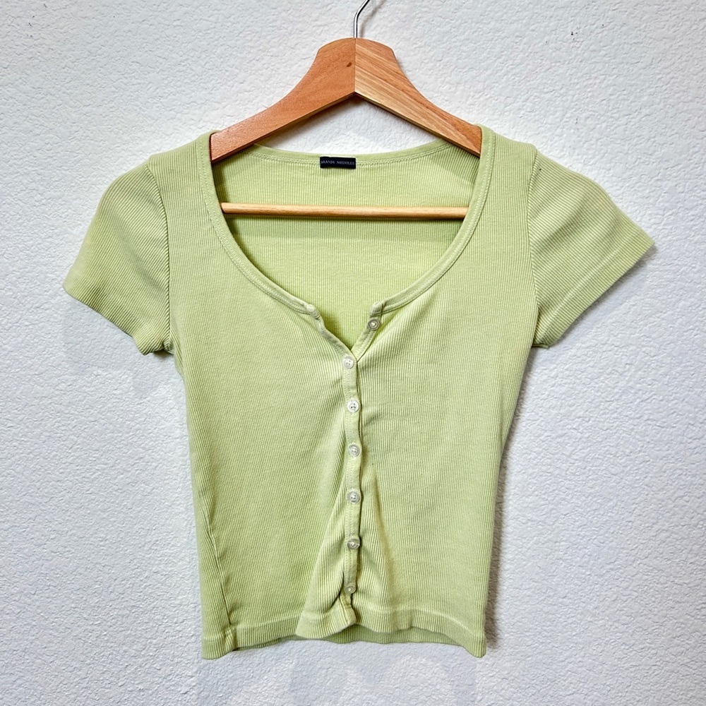 Brandy Melville Zelly Crop Top